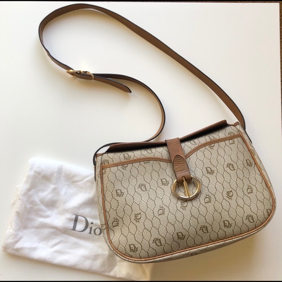 Auth DIOR honeycomb bag - Picture 7 of 14
